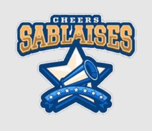 Le logo des cheers Sablaises est une étoile bleue accompagnée d'un mégaphone