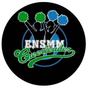 Un pompom-boy vert et une pompom-girl bleue levant leur pompons, logo des ENSMM Cheerleaders de Besançon.