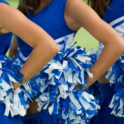 Pompoms girls bleues