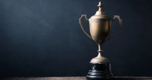 Trophée de cheerleading usée